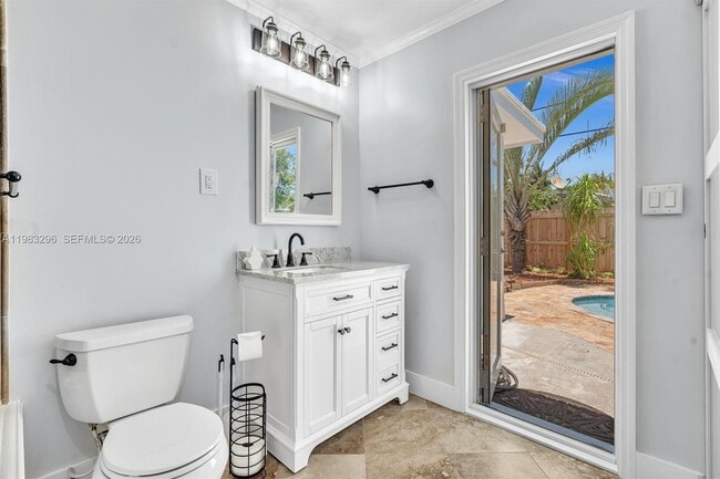 Building Photo - 2920 NE 8th Terrace