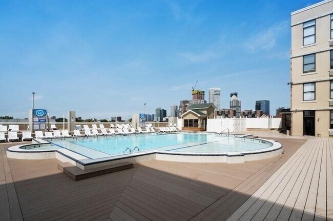 Building Photo - 110 Tidewater St