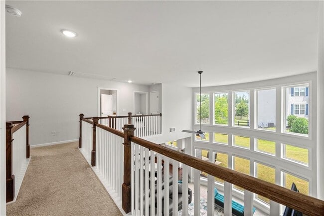 Building Photo - 4105 Vista Pointe Dr