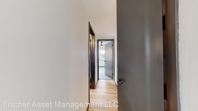 Building Photo - 2 br, 1 bath Apartment - Ridgewood Lofts 6...