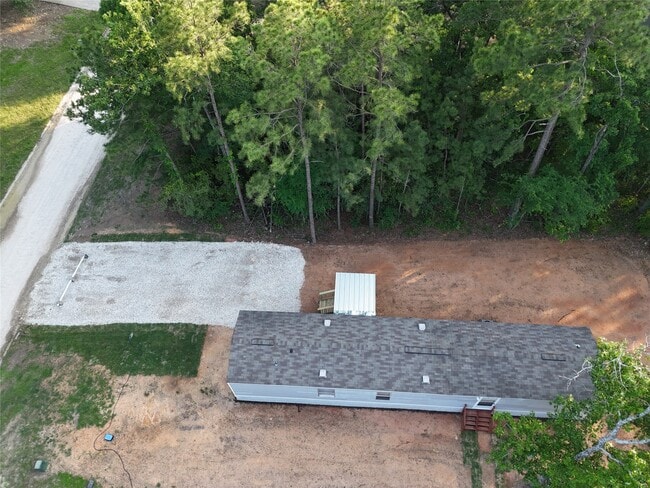 Building Photo - 715 Windwood Dr