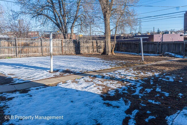 Building Photo - 1780 W Tennessee Ave