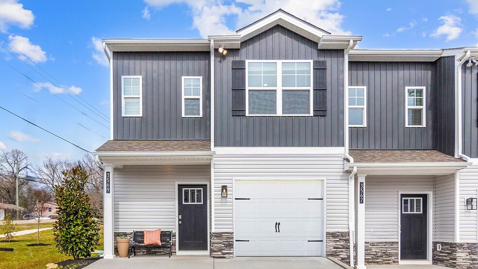 Building Photo - 2533 Legg Ln