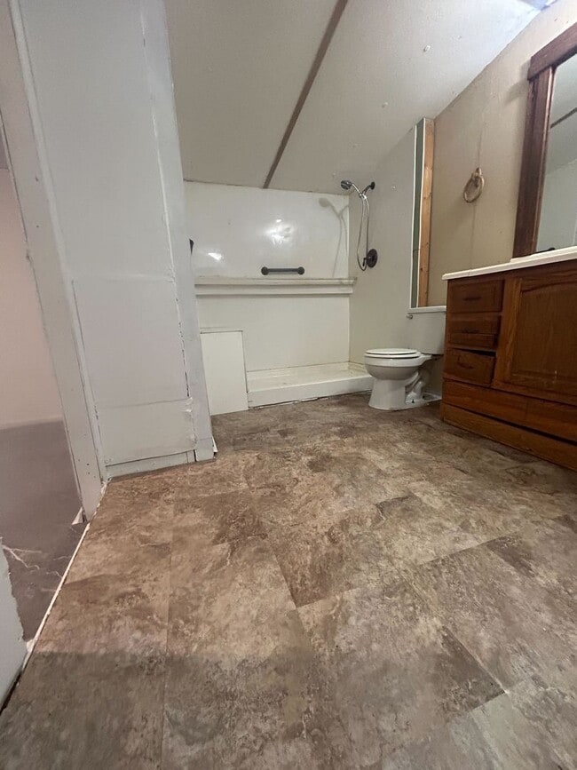Building Photo - Rent this 2 Bedroom in Monetta!