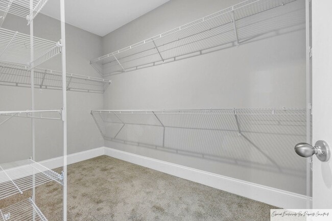 Building Photo - ONE STORY EXECUTIVE HOME READY FOR YOU IN REGATTA FOREST