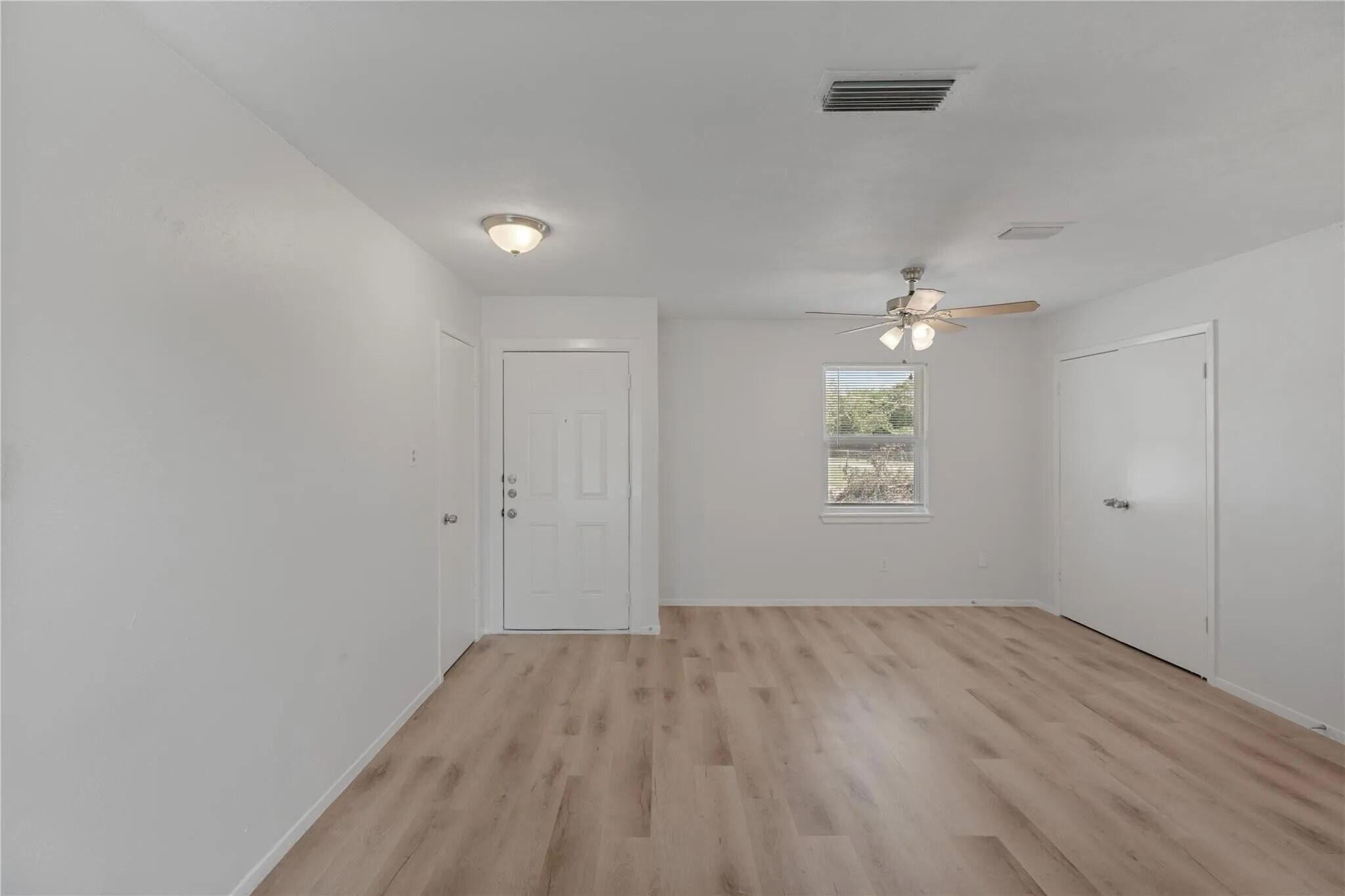 Front door - 3536 Softcloud Dr