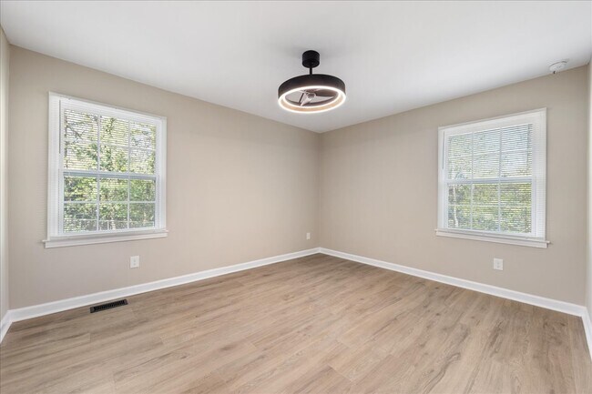 Building Photo - 4700 Walden Ct