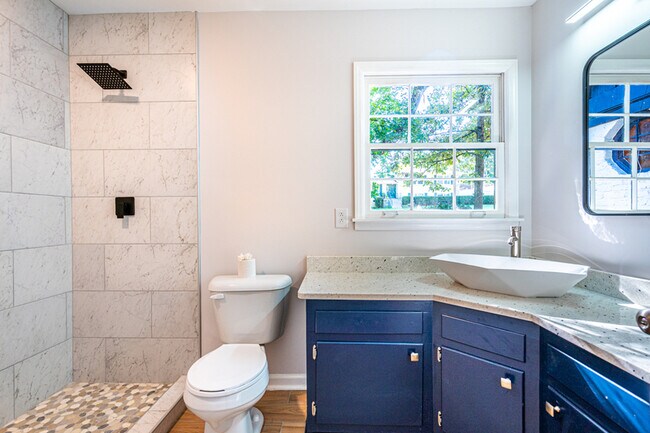 Building Photo - 7605 Fleming Hills Dr SW