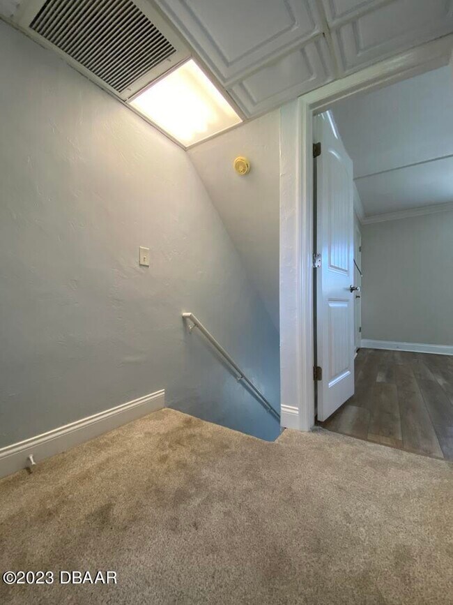 Building Photo - 65 Seton Trail