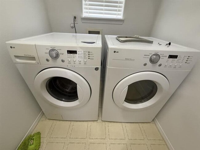 Building Photo - 4542 NW Continental Pl