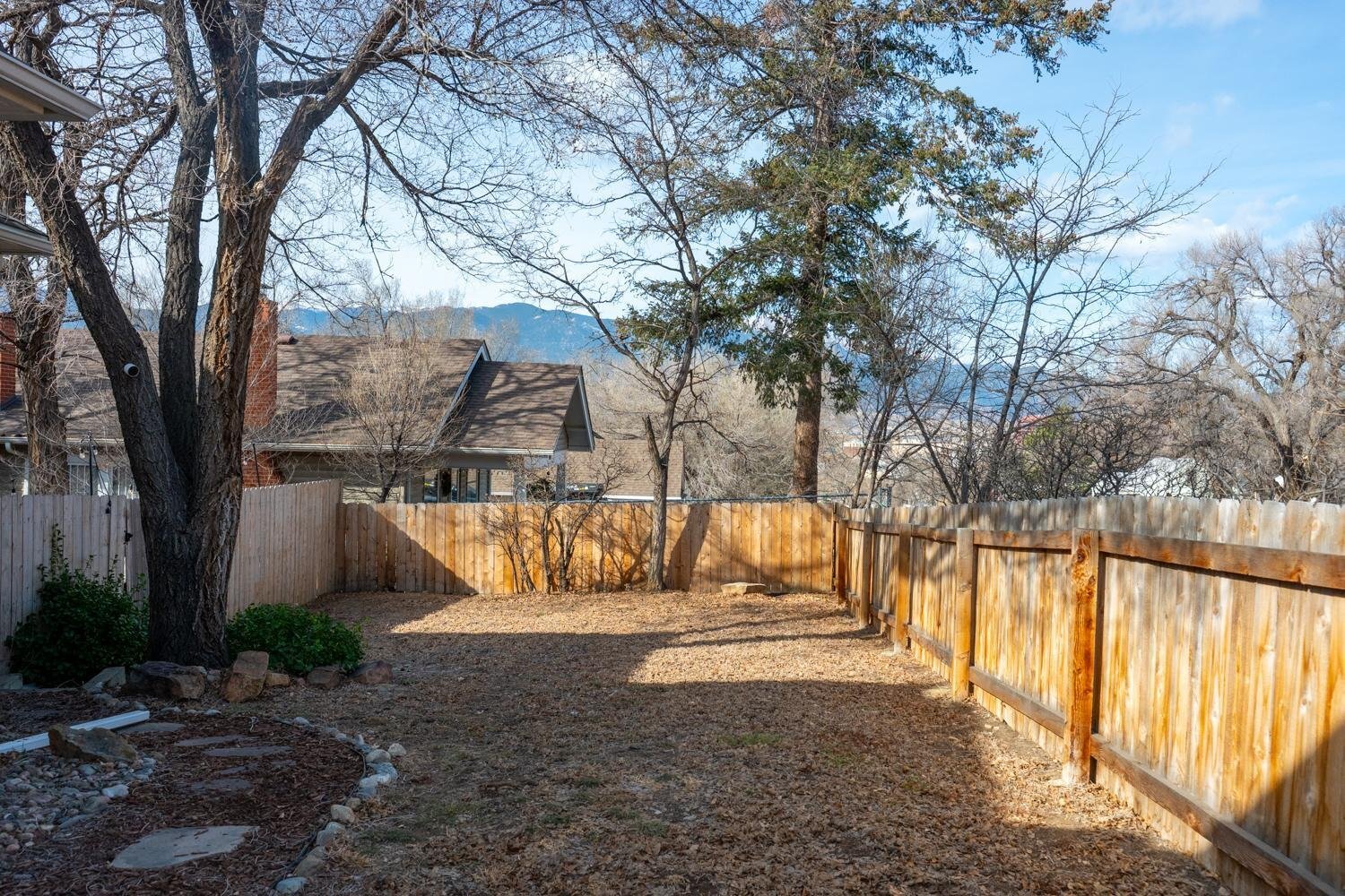 Building Photo - 847 Costilla St