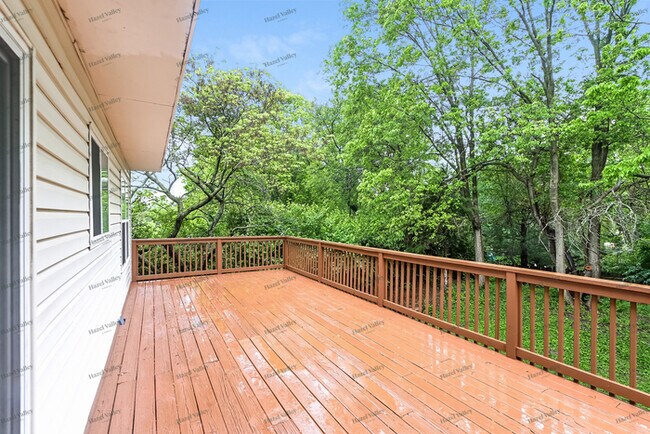 Building Photo - 1829 Charleston Estates Dr