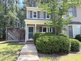 Building Photo - 33 Forest Green Dr