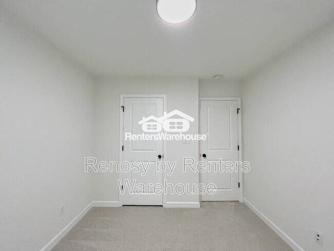 Building Photo - 2023 Laycock Ln