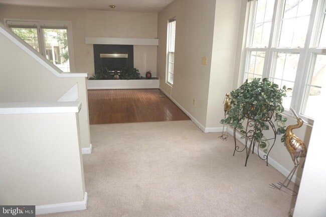 Building Photo - 9386 Van Arsdale Dr