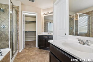 Building Photo - 136 Jolie Cir