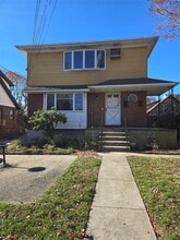 Building Photo - 73 Pearsall Ave