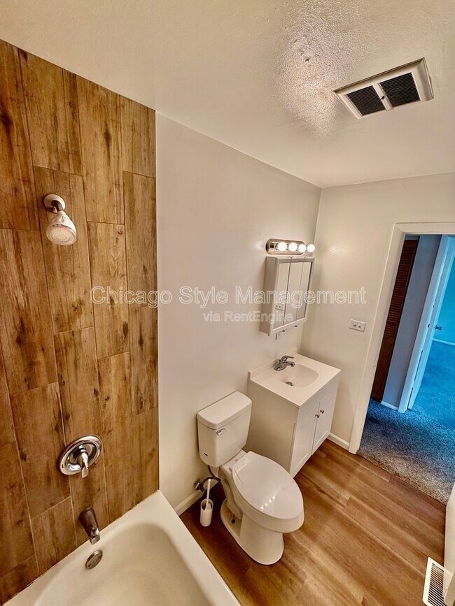 Building Photo - 748 Manteca Ct
