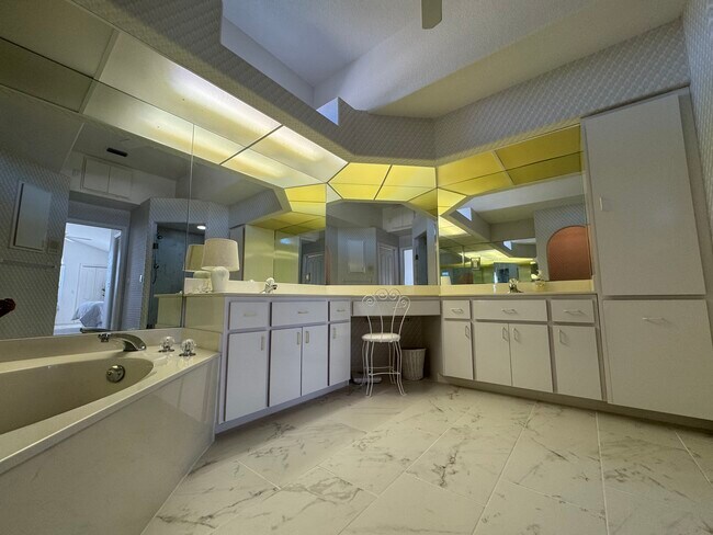 Building Photo - 137 Sportsman Rd