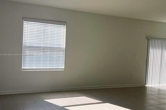 Building Photo - 3126 Totem Rd