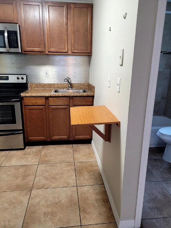 Building Photo - 5312 Old Cheney Hwy