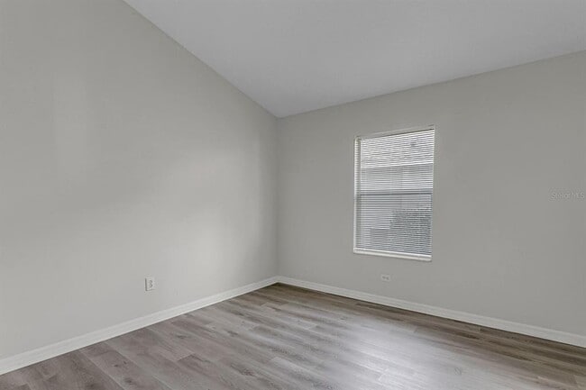 Building Photo - 15412 Montilla Loop