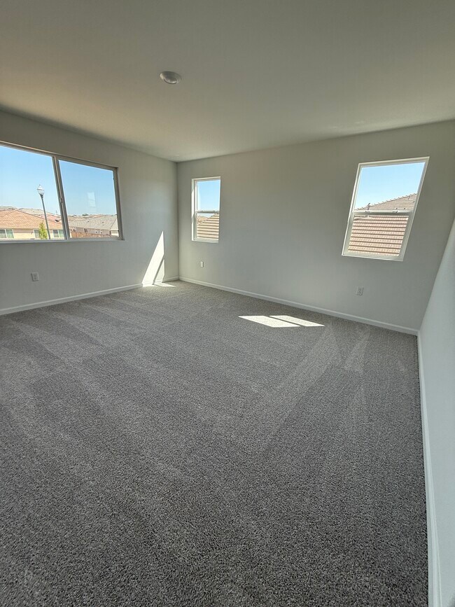Building Photo - 15440 Gallatin Rd