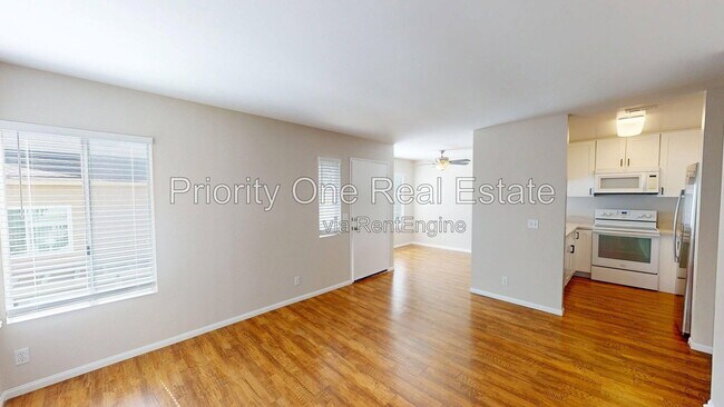 Building Photo - 669 Diamond Way