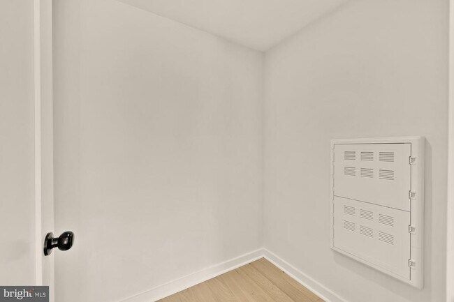 Building Photo - 2610 41st St NW