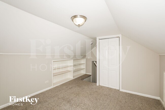 Building Photo - 12865 W Highland Ave