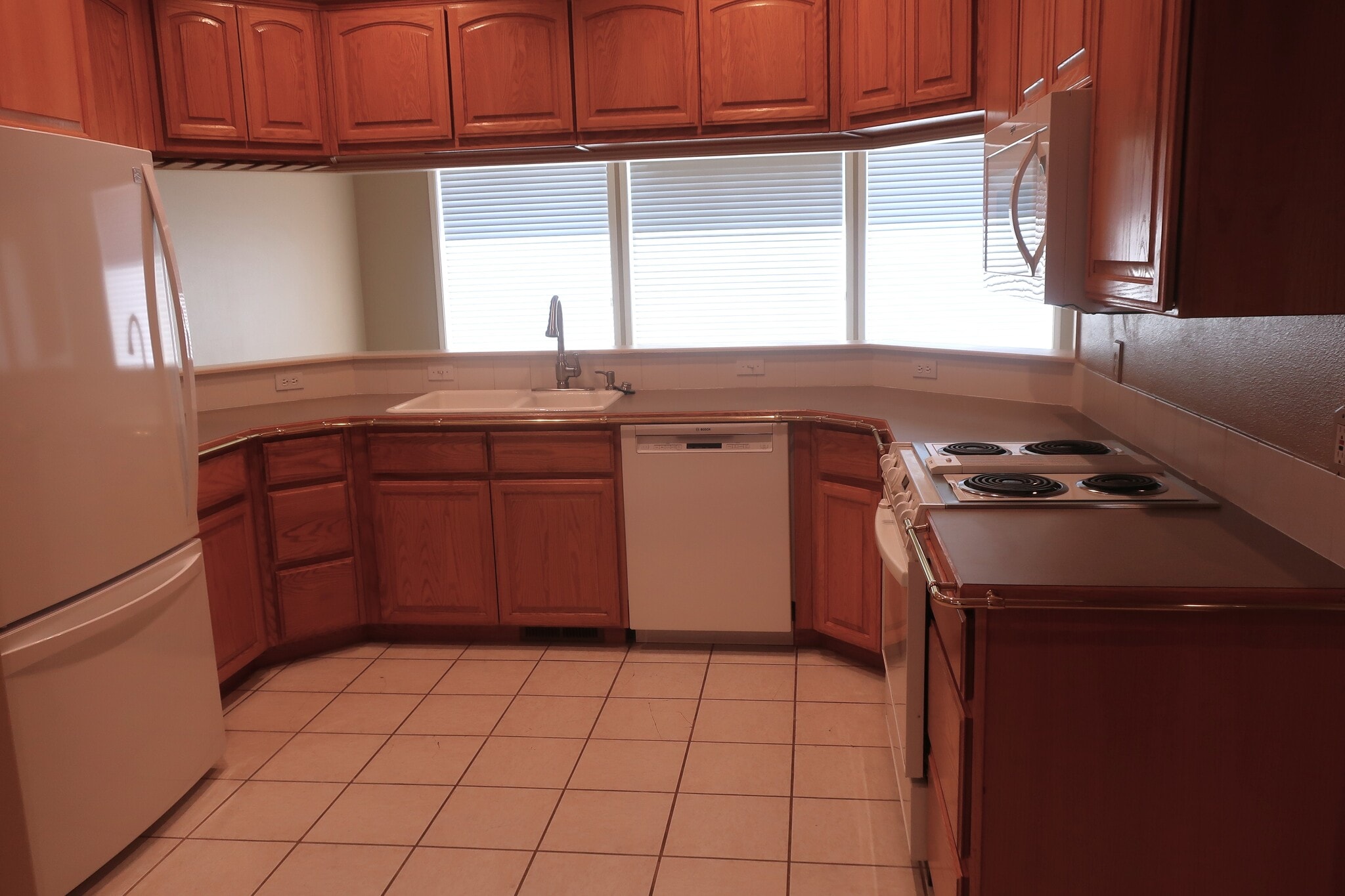 Building Photo - 466 Lower Daniels Dr