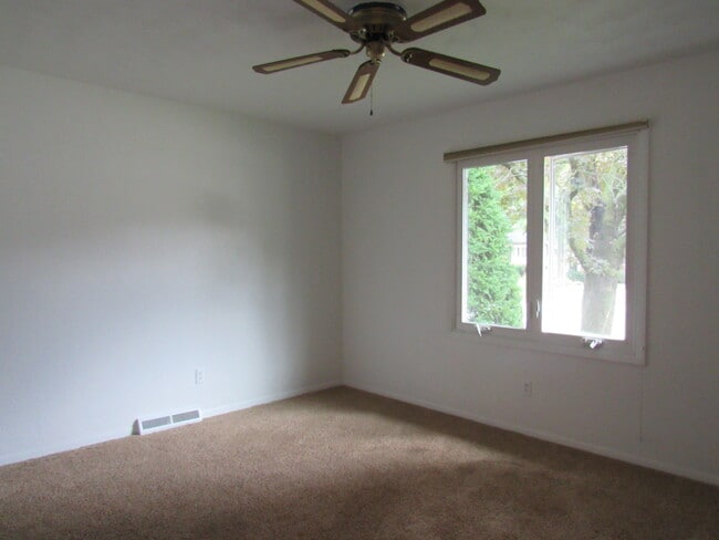 Bedroom 2 in front of house - 2586 E George Washington Blvd