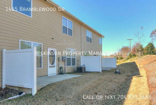 Building Photo - 1465 Bramblewood Dr