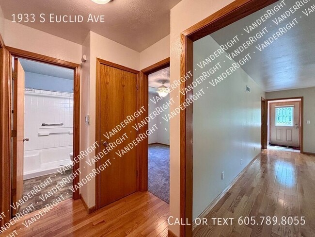 Building Photo - 1933 S Euclid Ave