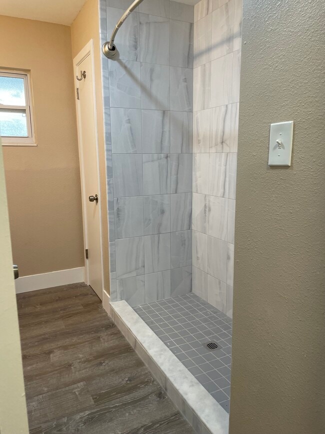 Building Photo - Whitman