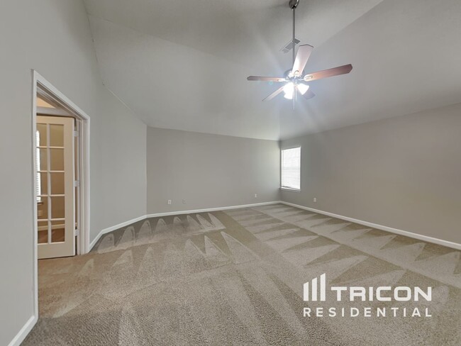 Building Photo - 1420 Shelnutt Ct