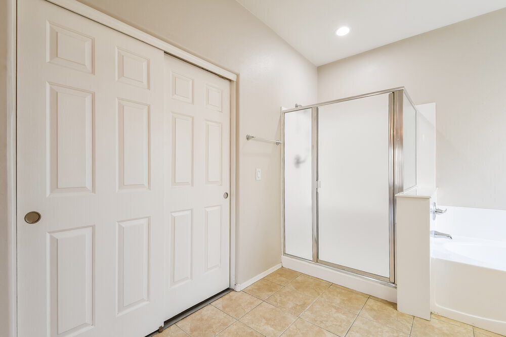 Building Photo - 3441 E Baranca Ct