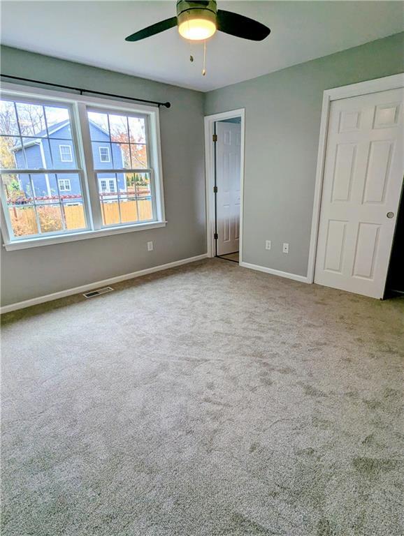 Building Photo - 47 King Phillip St