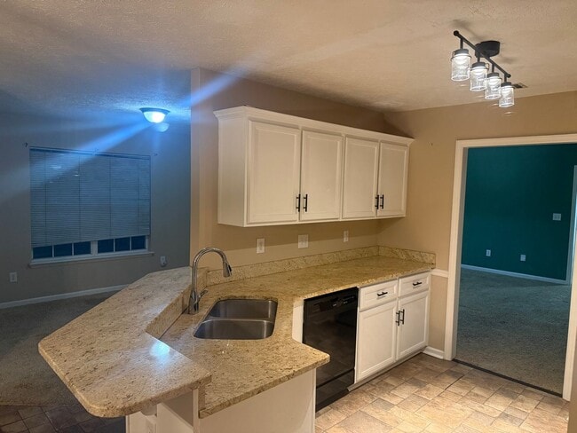 Building Photo - 106 Thorton Dr