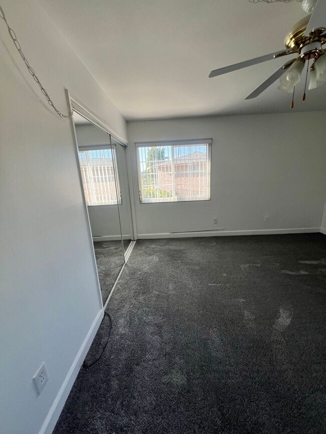 Building Photo - Spacious 2-Story House in Whittier