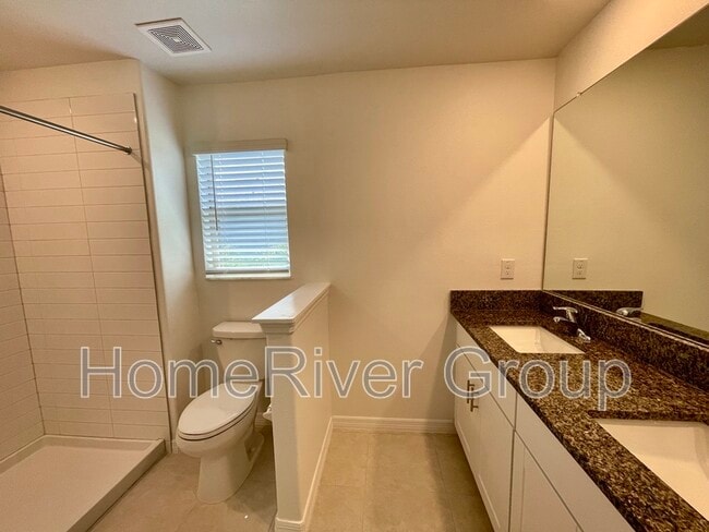 Building Photo - 30819 Veridian Wy