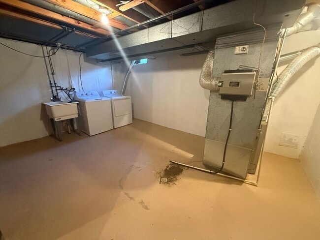 Building Photo - 15109 El Dorado Ter-