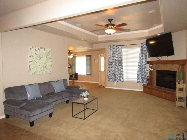 Building Photo - 1405 Lincoln Dr