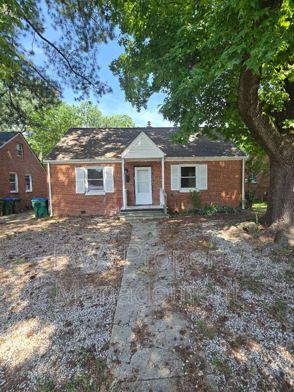 Building Photo - 1509 Silver Ave