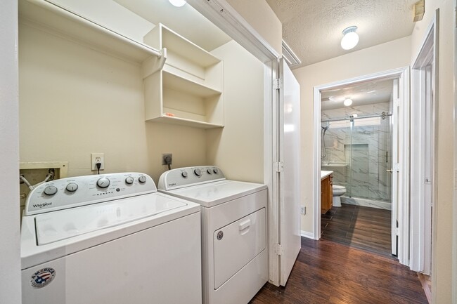 Building Photo - 12407 Fox Trace Ln