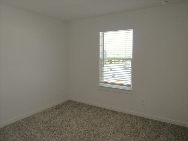 Building Photo - 2807 Glengary River Wy