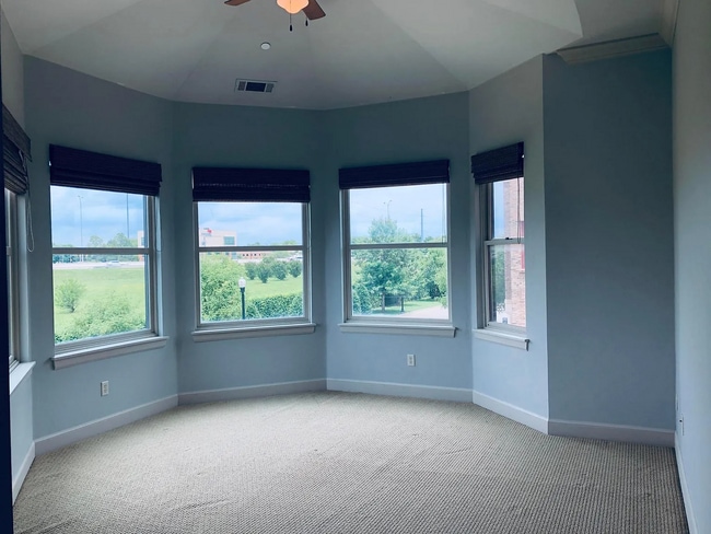 Building Photo - **Stylish Downtown Condo at The Hill – Wal...