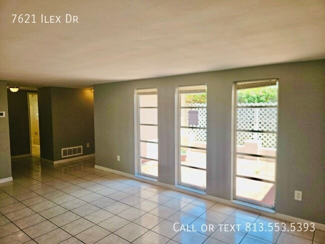 Building Photo - 7621 Ilex Dr
