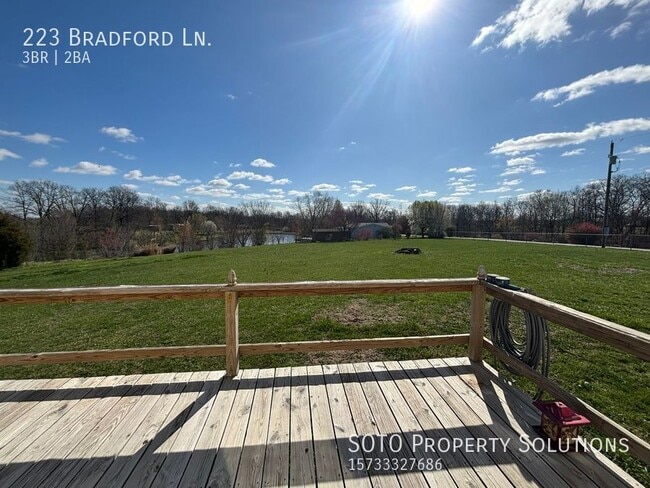 Building Photo - 3BD/2BA Pet-Friendly Home in Oak Ridge