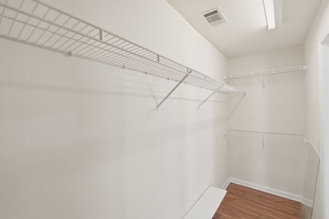 Building Photo - 2927 Arbor Creek Ln